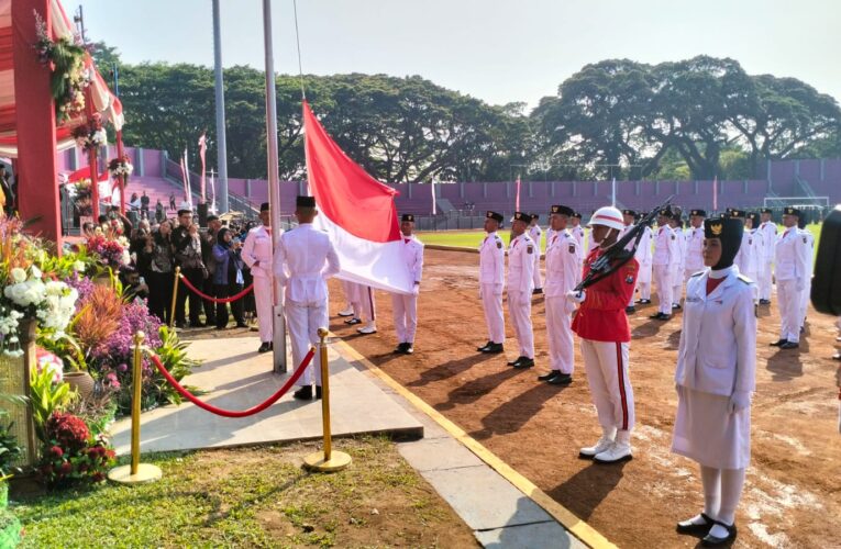 Kasdim Bersama Forkopimda Kota Kediri Ikuti Momentum Upacara Peringatan HUT RI ke 80 di Stadion Brawijaya